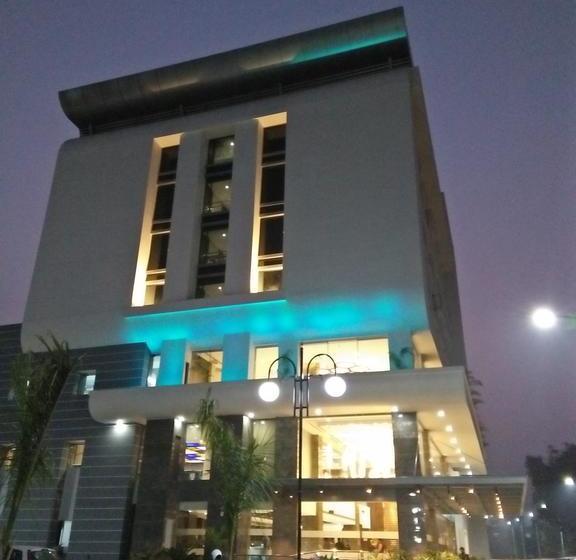 Hotel Saffron Crest 3