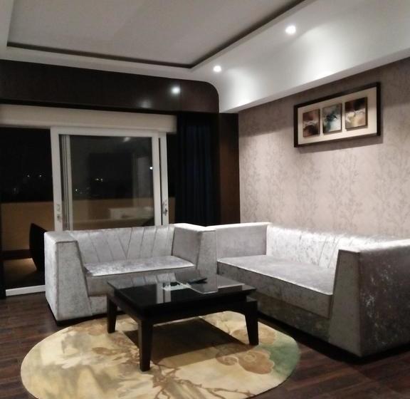 Hotel Saffron Crest 7