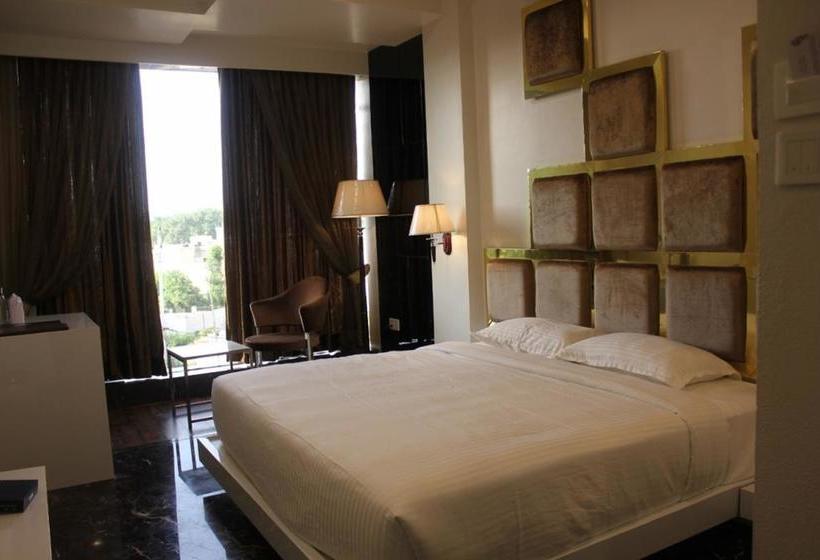 Hotel The Prabha International 1