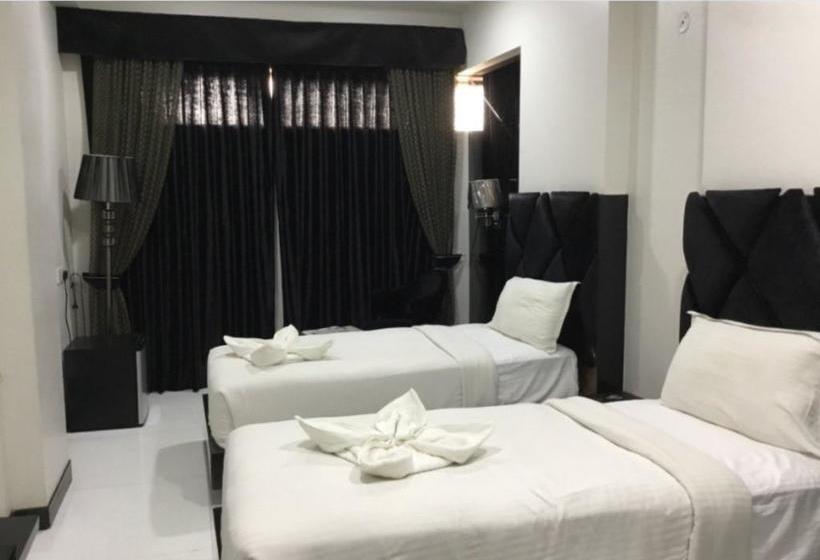 Hotel The Prabha International 15