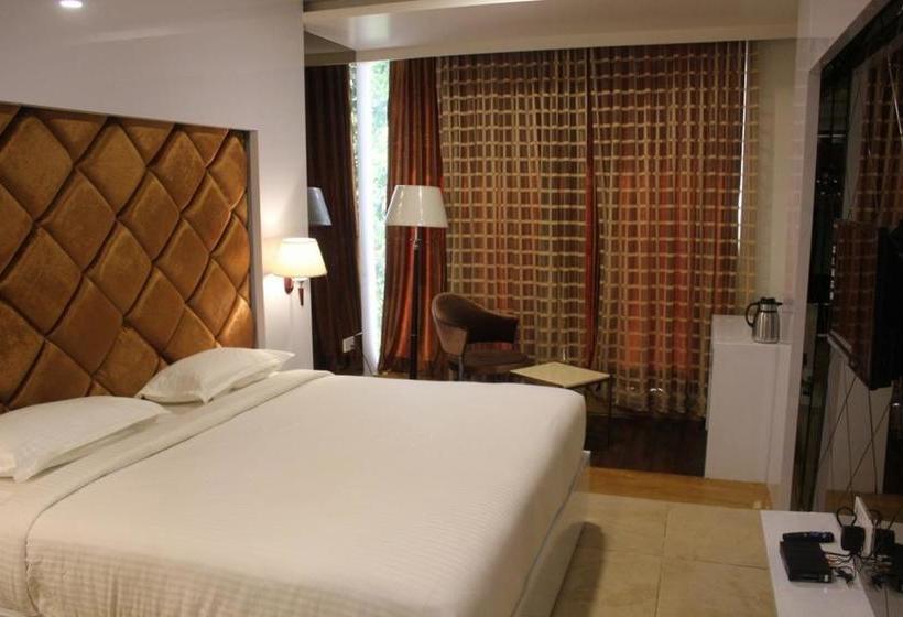 Hotel The Prabha International 2