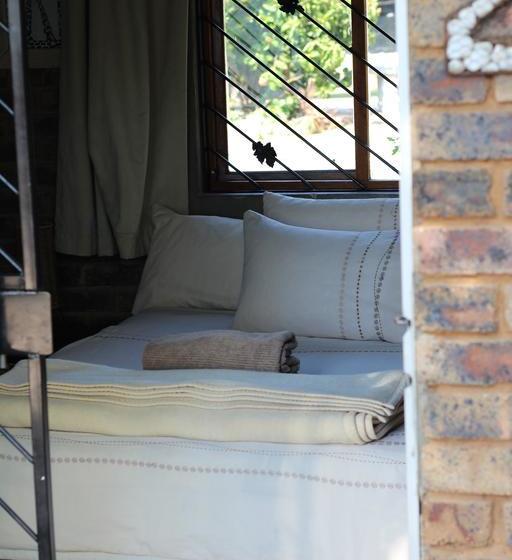 Hostel 1322 Backpackers Internasional 1