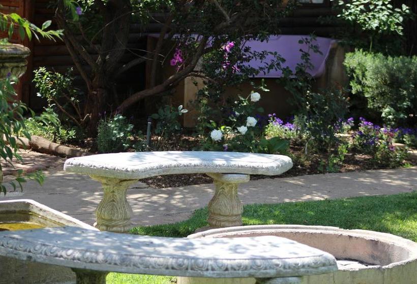 Hostel 1322 Backpackers Internasional 5