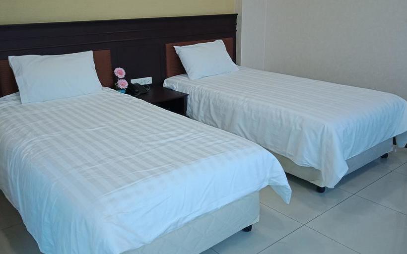 Arsarom Hotel & Resort Lat Krabang