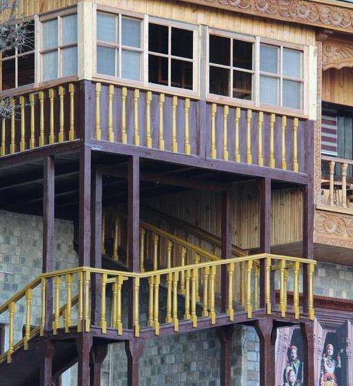 The Pahadi Organic Restaurant And Motel 6