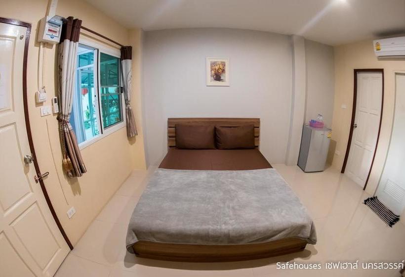 Hotel Safehouses Nakhonsawan 10