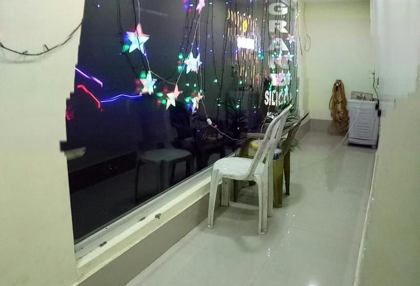 Hotel Grand Silicon 13