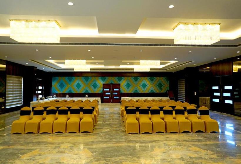 Hotel The Mystic Palms 11