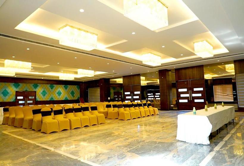 Hotel The Mystic Palms 13