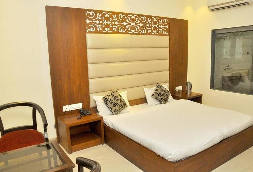 Hotel Silky Resorts 5