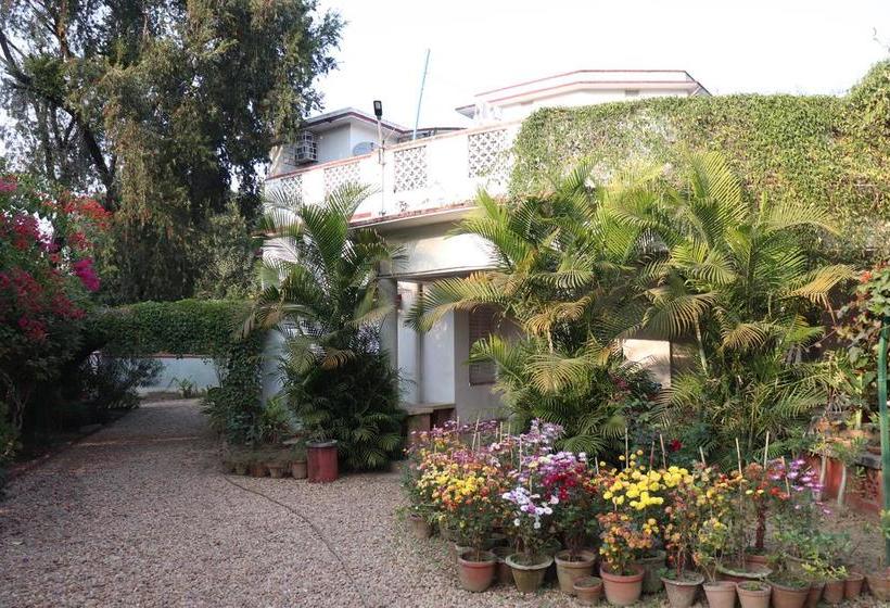 Bed and Breakfast Saptarshi Bungalow 9