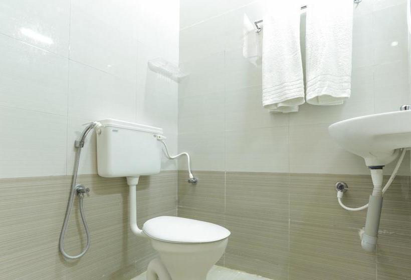 Hotel Treebo Ram Leela 13