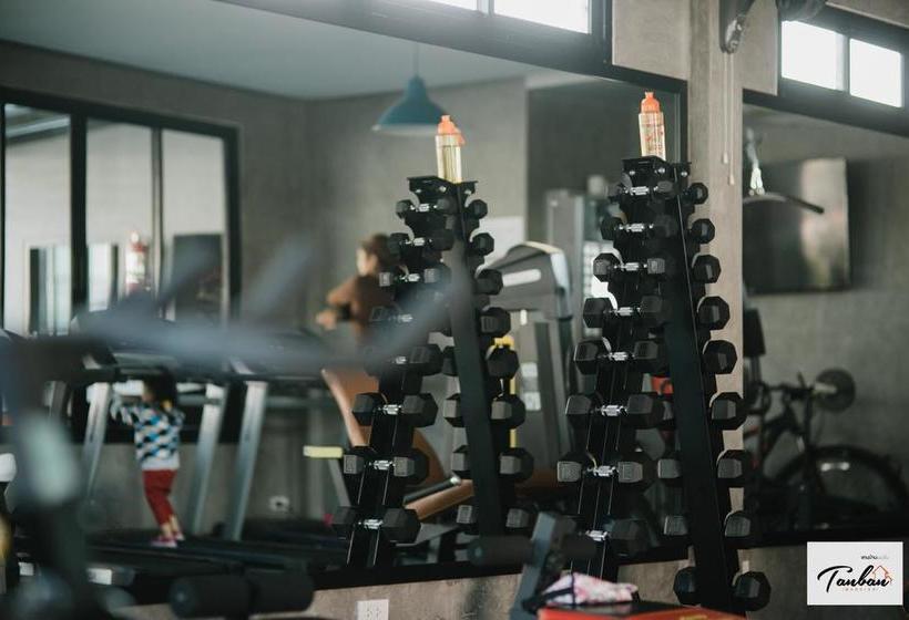 Hostel Tan Bann Mansion Surin 5