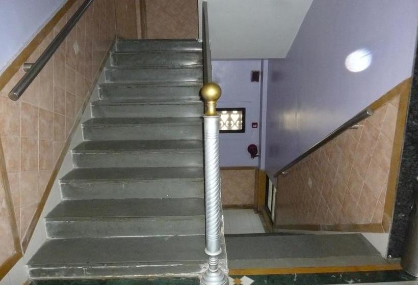 Hotel Eagle Executive 8