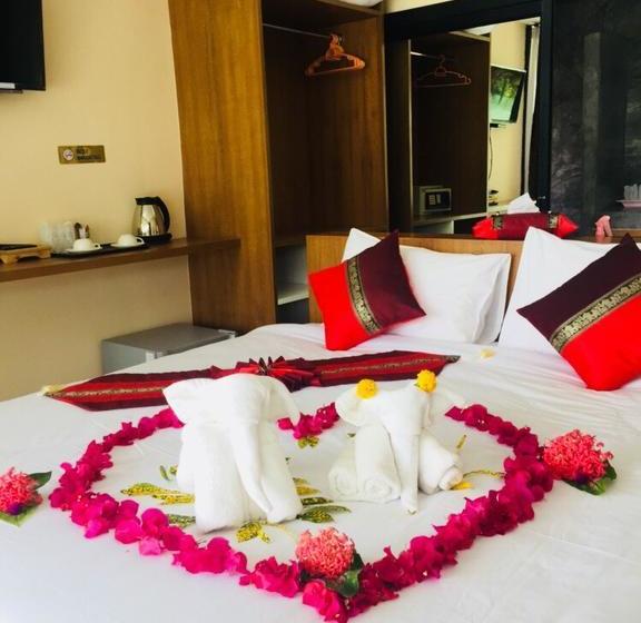 Mook Tamarind Resort 2