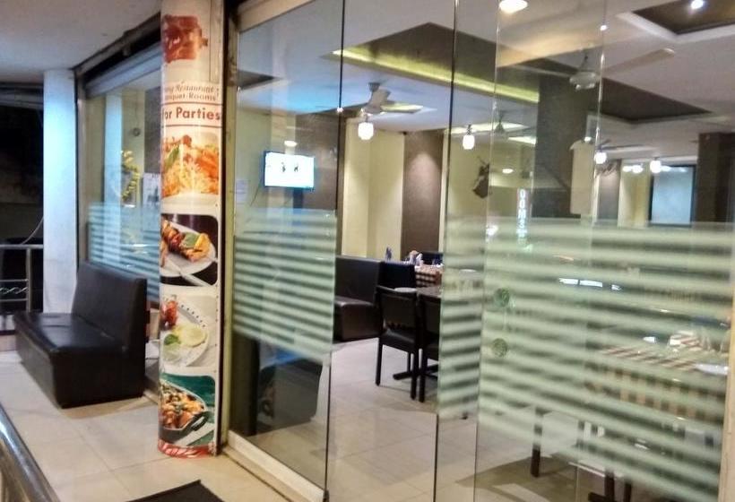 Hotel Jk Rooms 120 Swadnr. Sai Mandirwardha Rd 17