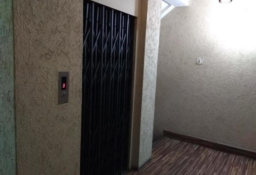 Hotel Jk Rooms 120 Swadnr. Sai Mandirwardha Rd 8