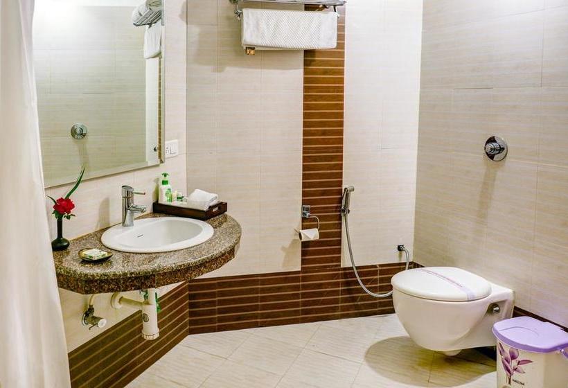 Gajraj Trails Resort 9