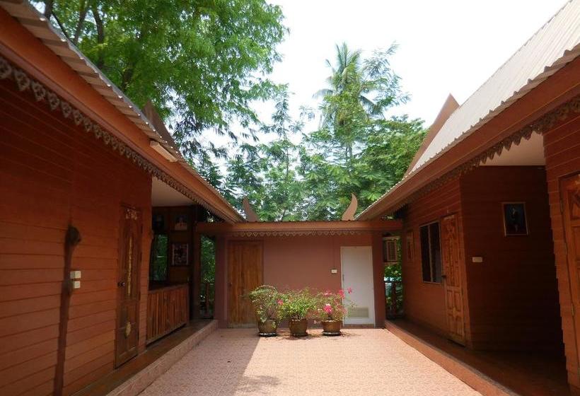 Akechanok Resort&homestay 13