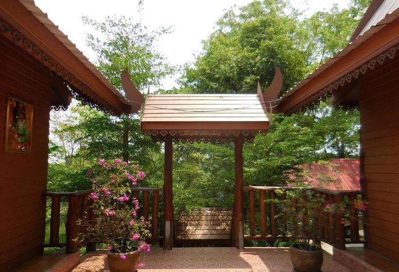 Akechanok Resort&homestay 20