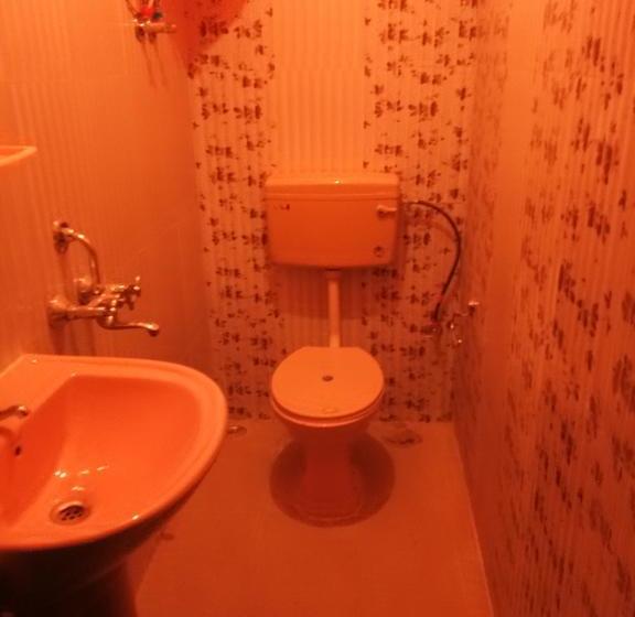 Hotel Fooding N Lodging 3