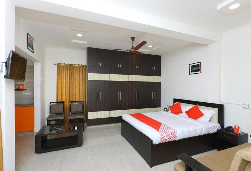 Hotel Oyo 10701 Moukthi Apartment 7