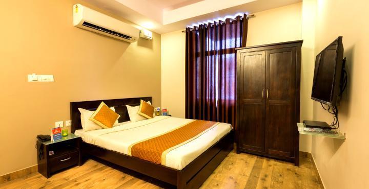 Hotel Travelers Lodge 3