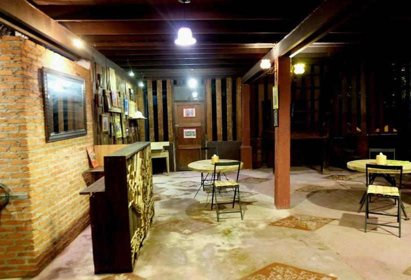 The Moment Hostel 10