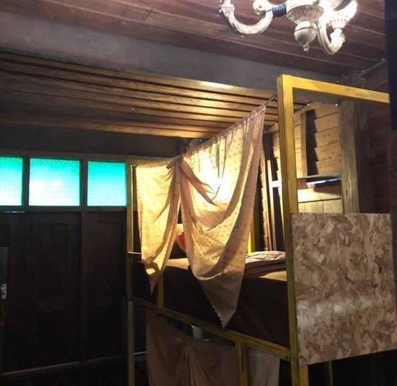 The Moment Hostel 11