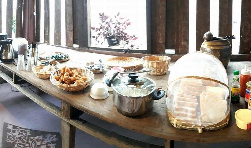 The Moment Hostel 14