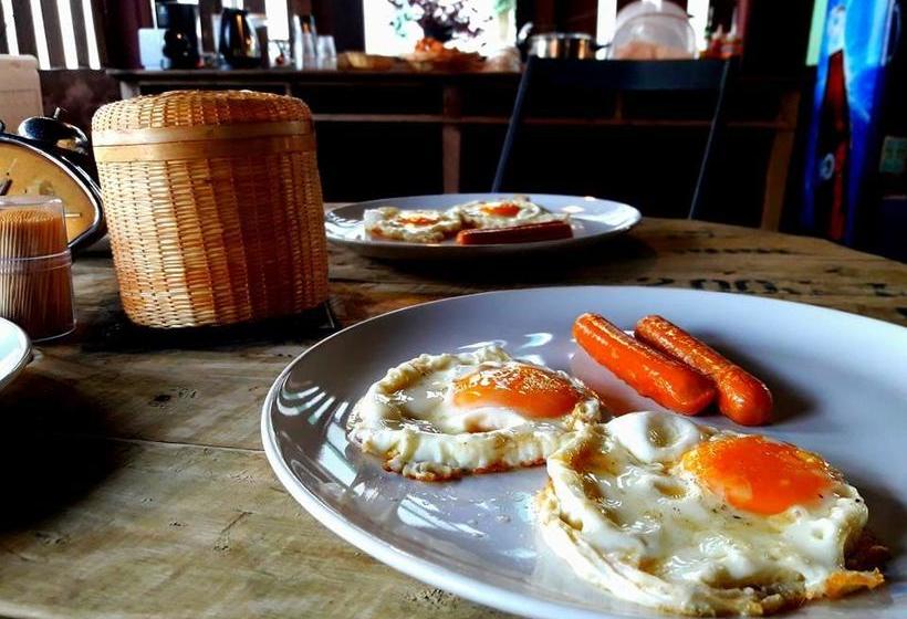 The Moment Hostel 15