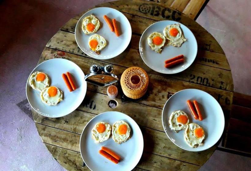 The Moment Hostel 16