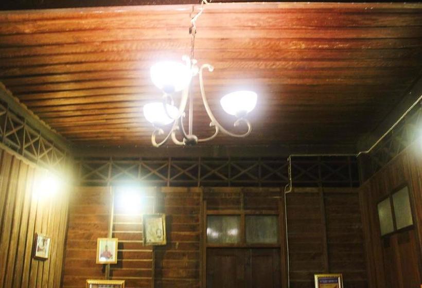 The Moment Hostel 17