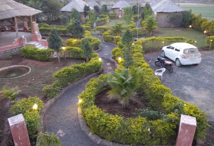 The Hillview Camp Resort 18