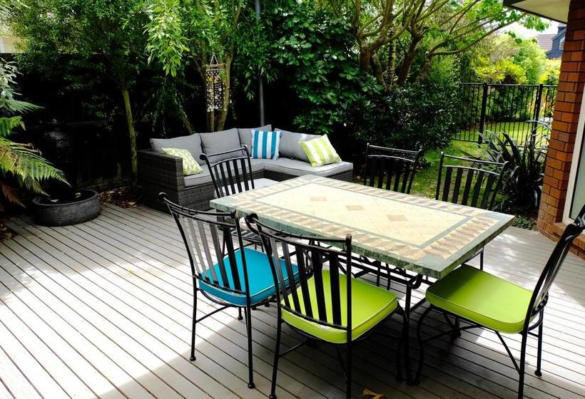 Bed and Breakfast Quality Bnb Close To Airport 17