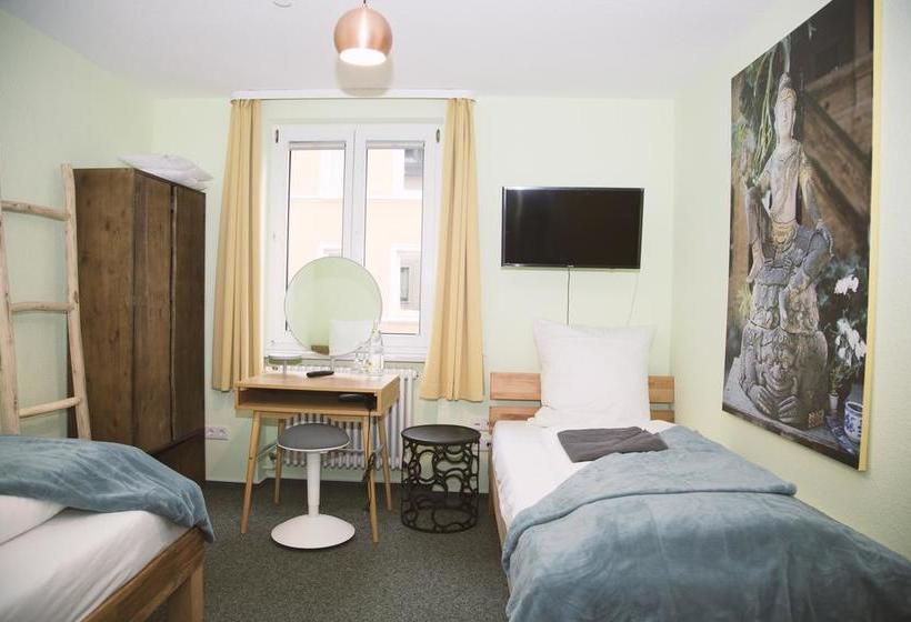 Hotel Vier Jahreszeiten 14