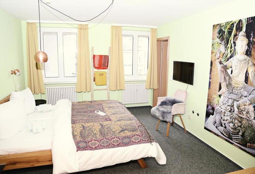 Hotel Vier Jahreszeiten 19