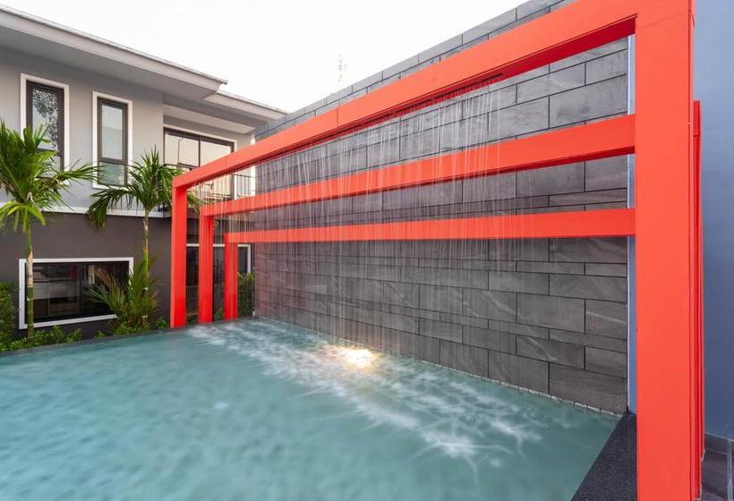 Resort The Lake Chalong 10