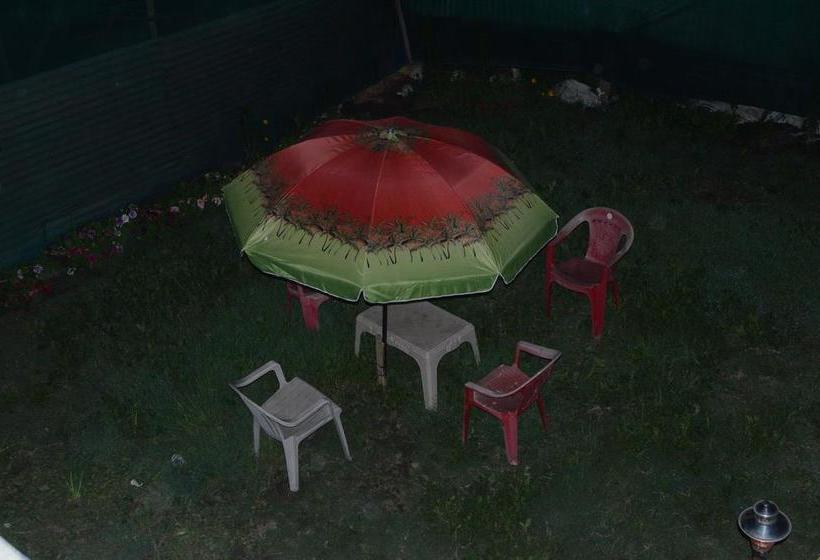 Hotel New Heaven Canal Guest House 1