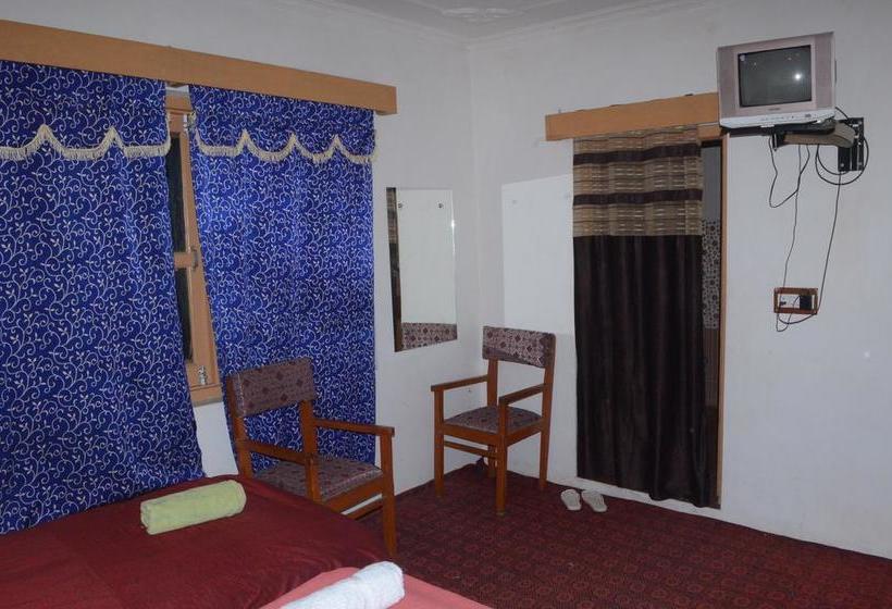 Hotel New Heaven Canal Guest House 15