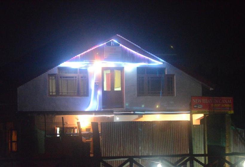 Hotel New Heaven Canal Guest House 9