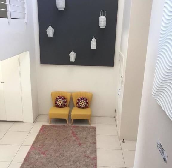 Bed and Breakfast Jemima S Hospitality Gonubie 1