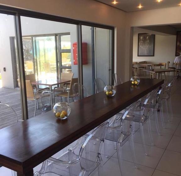 Bed and Breakfast Jemima S Hospitality Gonubie 13