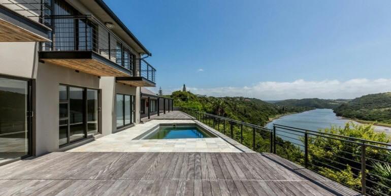 Bed and Breakfast Jemima S Hospitality Gonubie 2