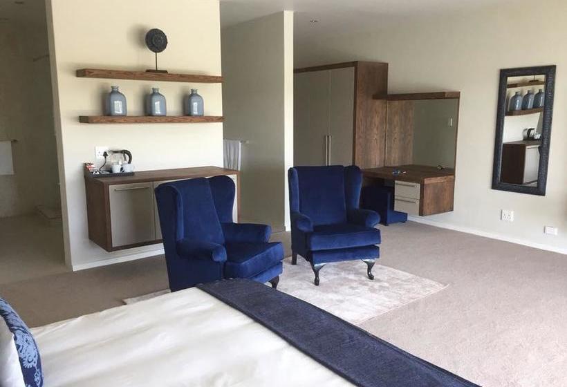 Bed and Breakfast Jemima S Hospitality Gonubie 8