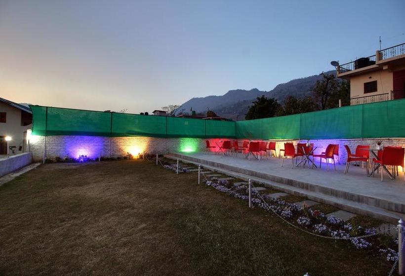 Hotel Spring Birds 17