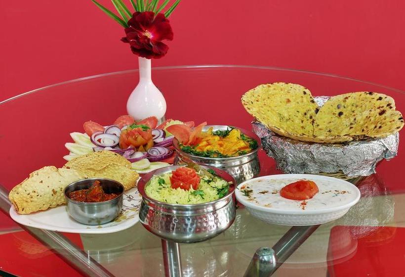 Hotel Spring Birds 8