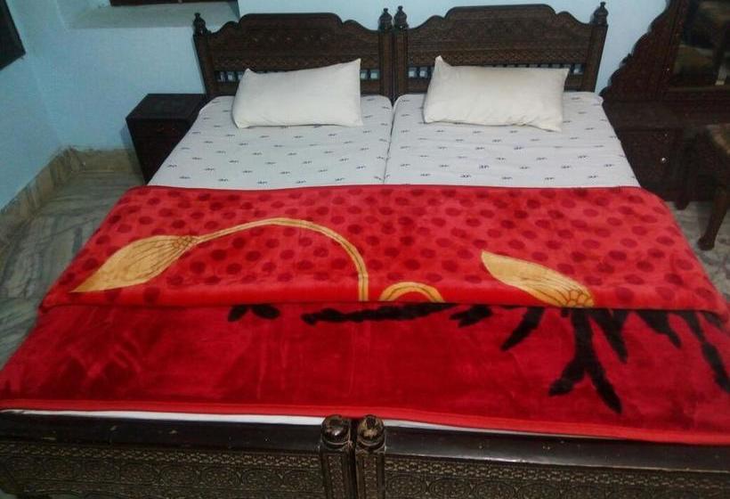 Hotel Nakhat Retreat 3