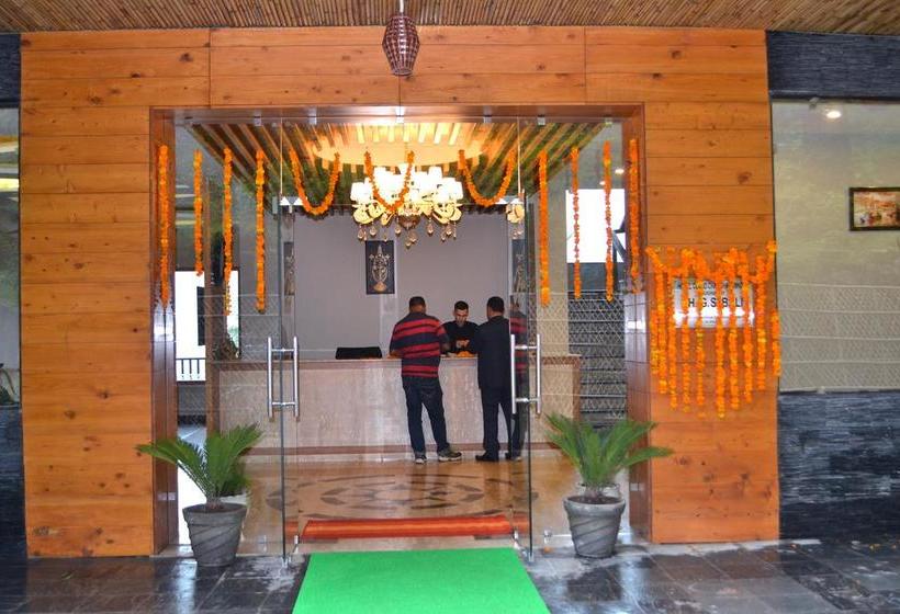 Hotel Cloudchat Dharamsala Himachal Pradesh