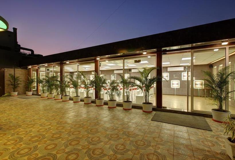 Fabhotel The Lotus Park Paldi 5